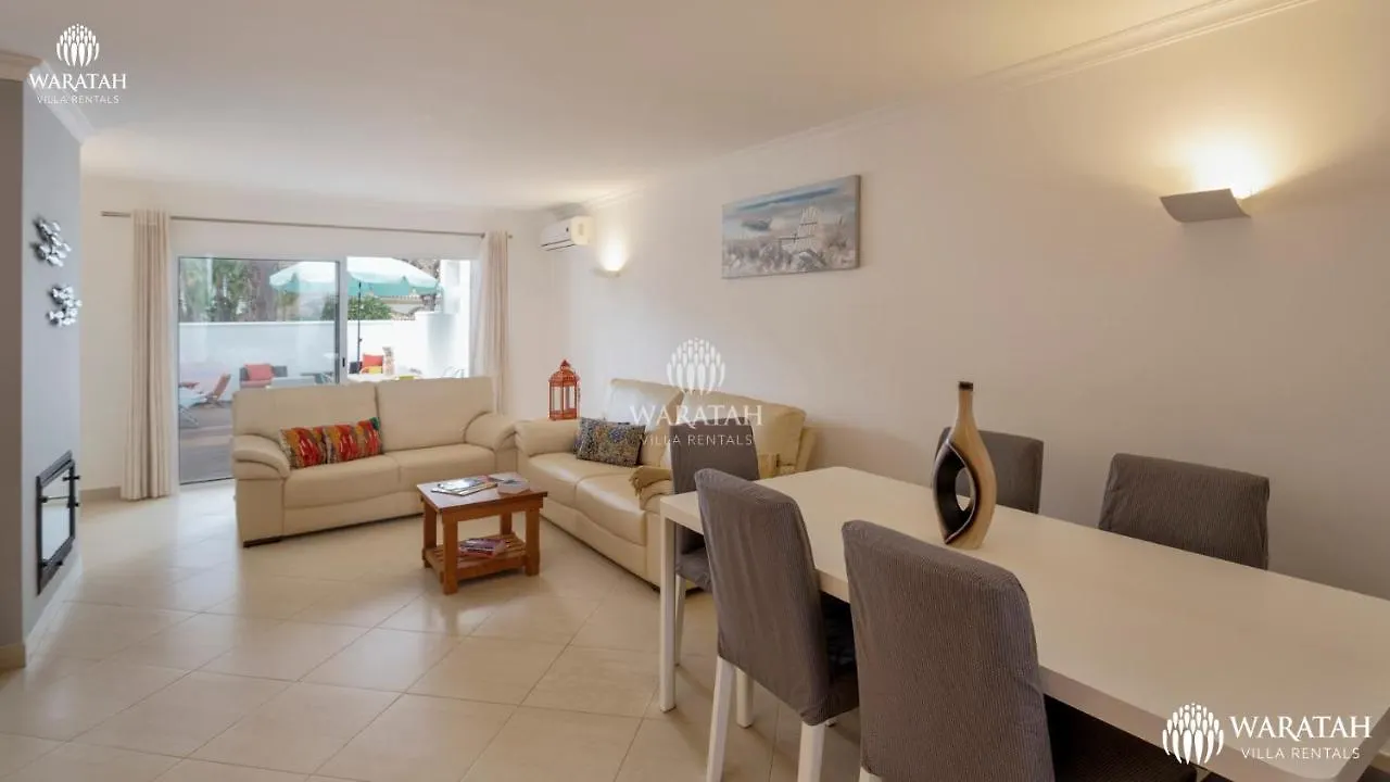 Villa Townhouse Farah Vale do Lobo Portogallo